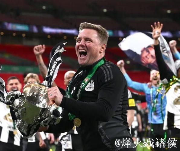 12月最新足坛转会传闻汇总:曼联拒放梅努离队,皇马巴黎抢人失败 12月最新足坛转会传闻汇总:曼联拒放梅努离队,皇马巴黎抢人失败