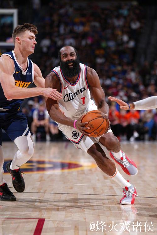 哈登41分率快船大胜爵士 约基奇三双引领掘金胜国王